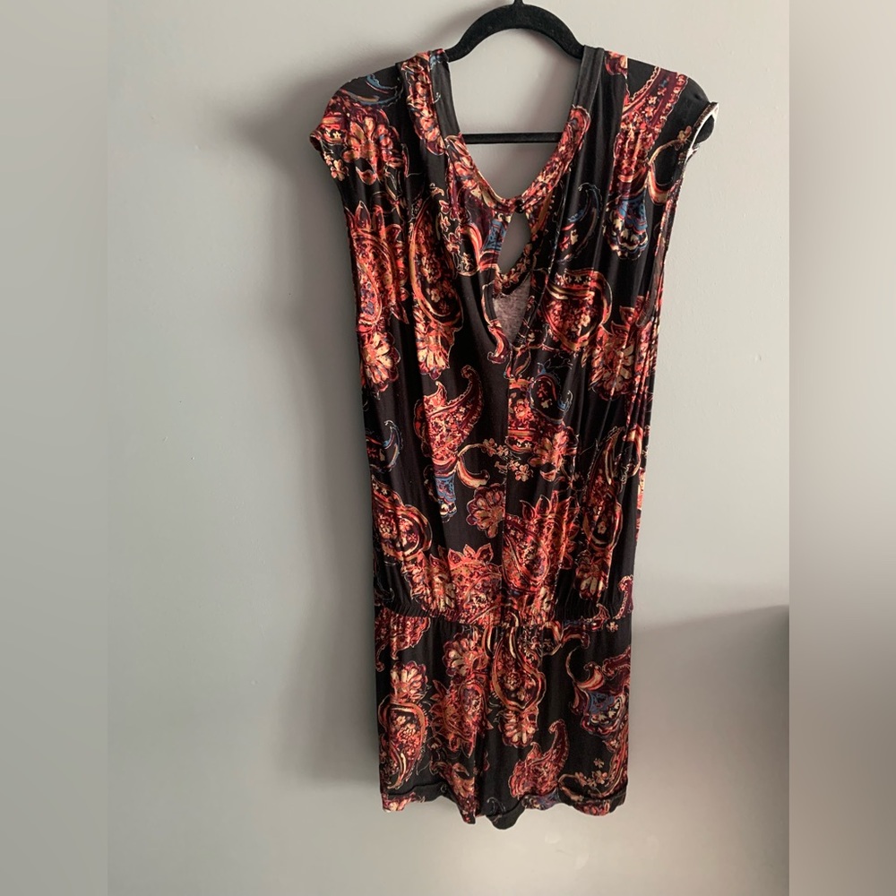 Short sleeve romper